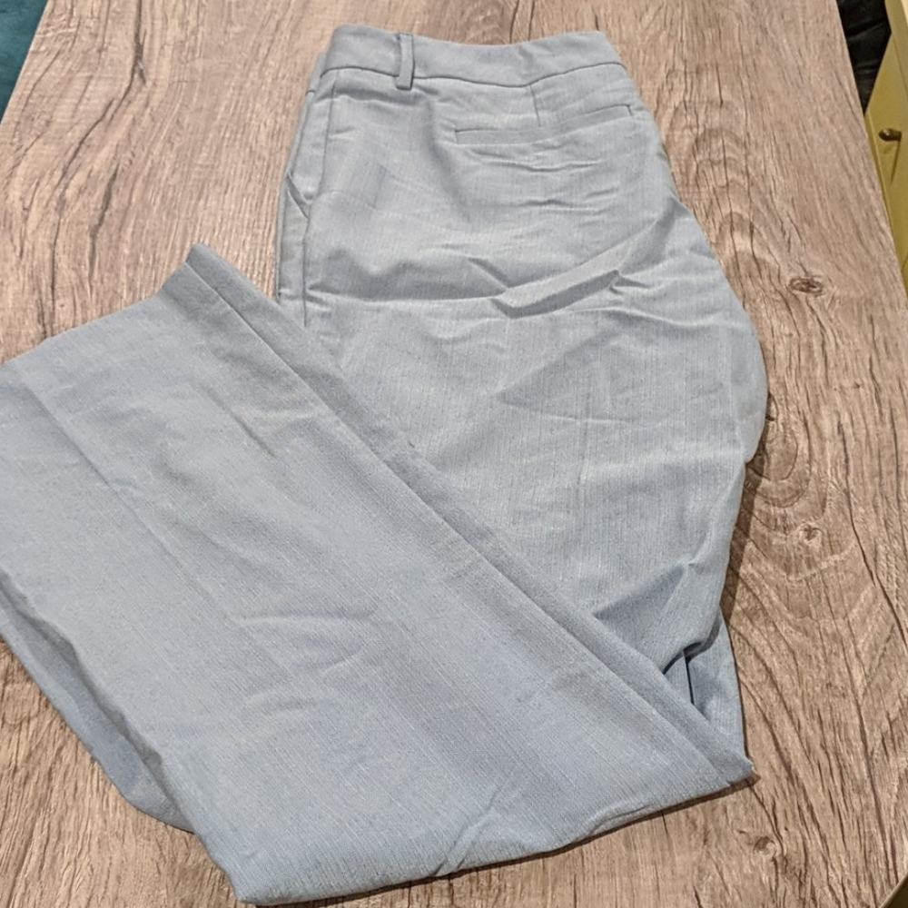 New York & Company light gray pants 10